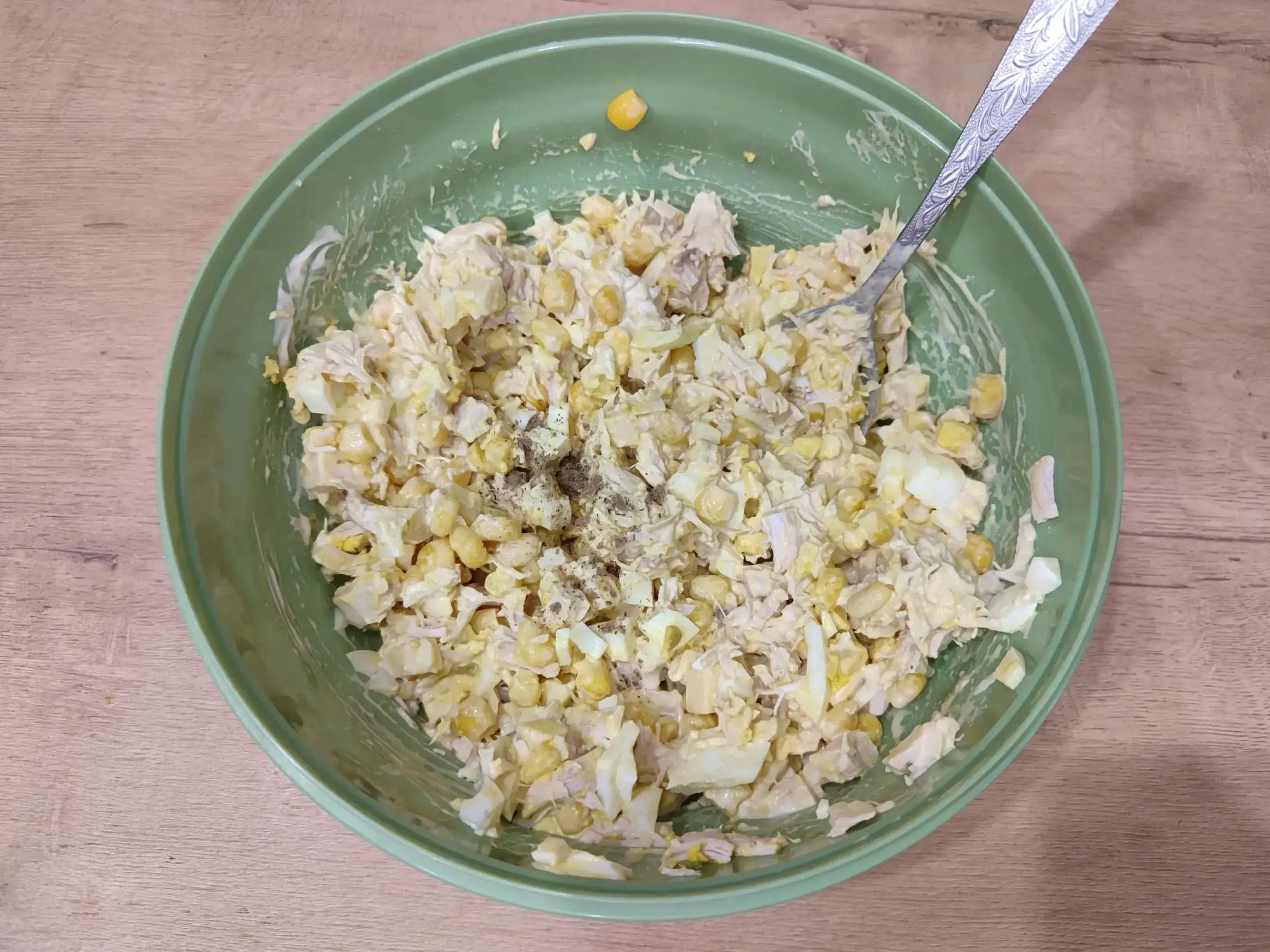 Салат «Счастливая подкова»: шаг 6