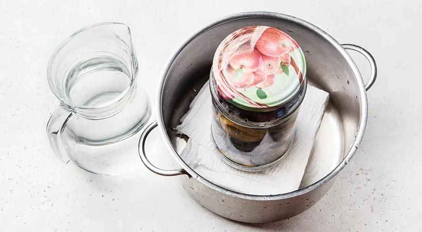 Сливы в собственном соку без сахара: шаг 6