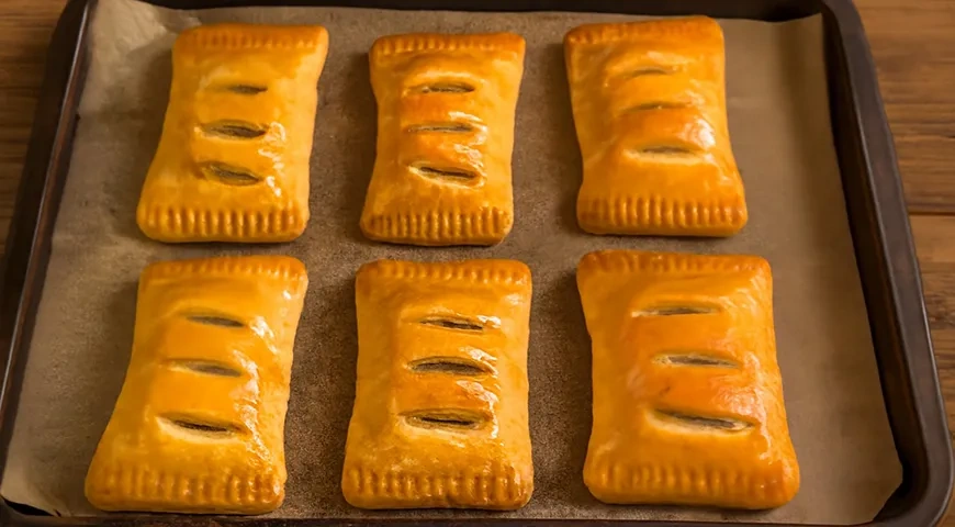 Слойки с абрикосами из слоеного теста: шаг 6