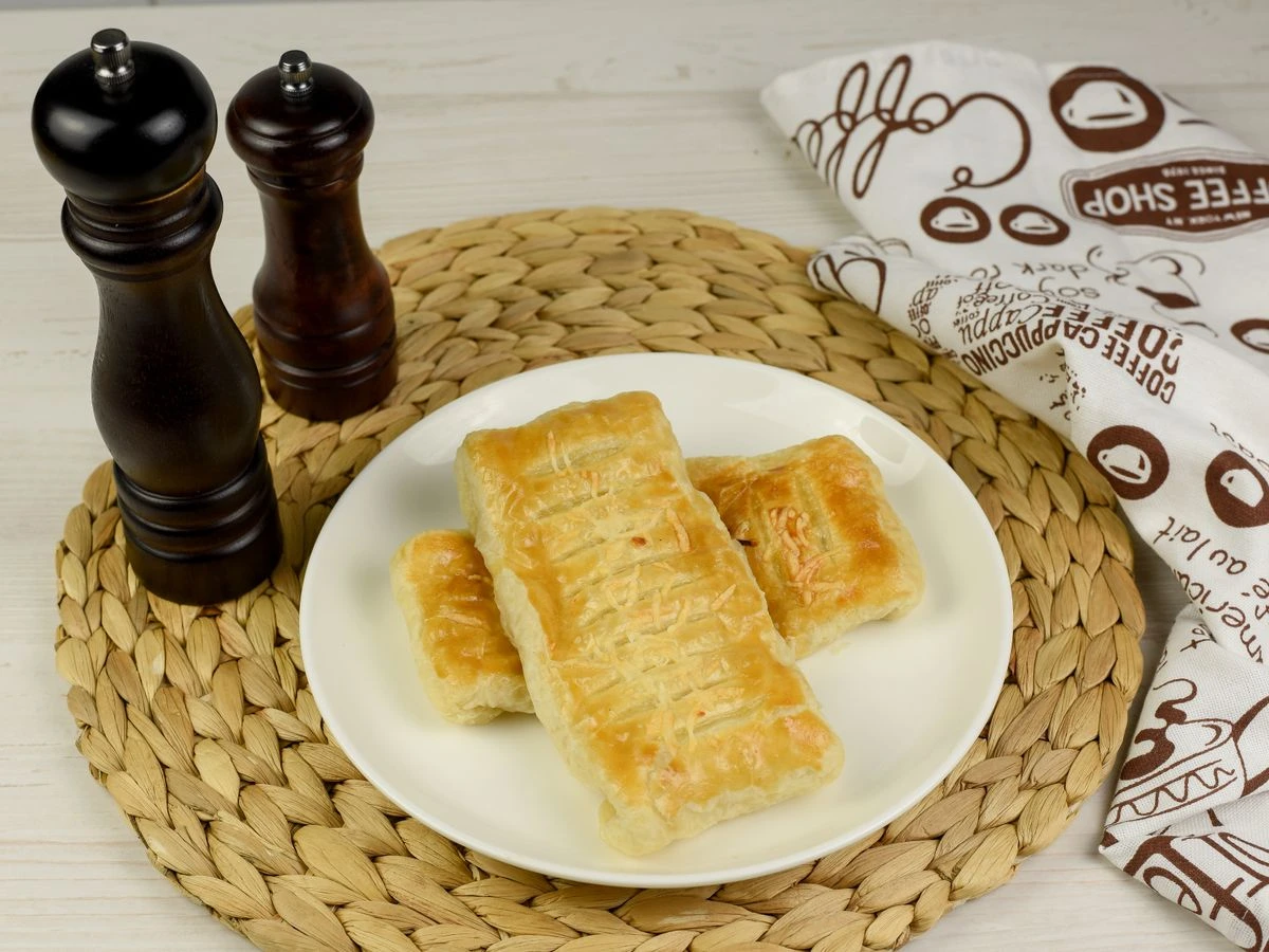 Шаг 6: Слойки с сыром