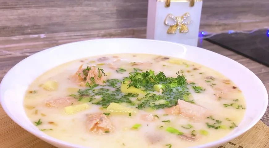 Суп с красной рыбой и сливками: шаг 6