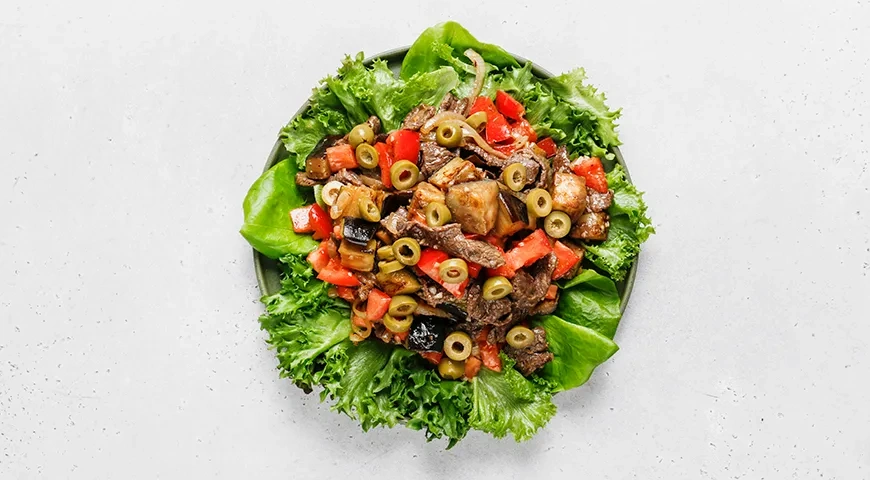 Теплый салат с говядиной и баклажанами: шаг 6