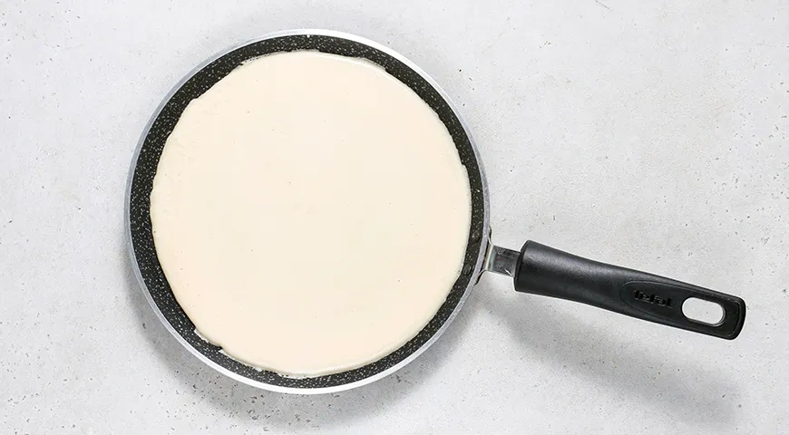 Тонкие блины на ряженке: шаг 6