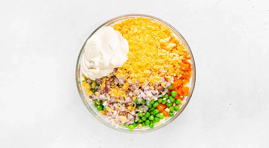 Торт «Оливье»: шаг 6