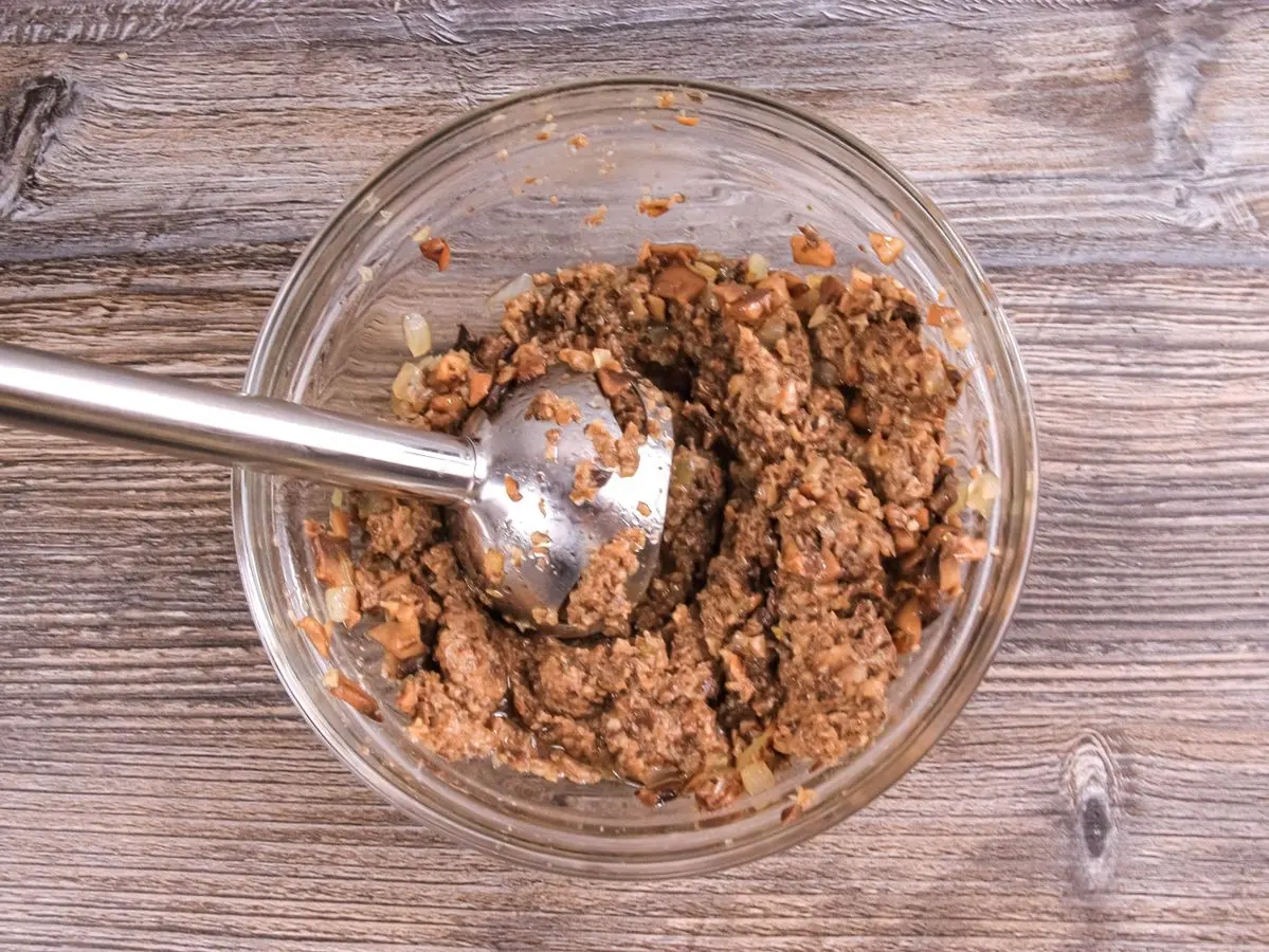 Шаг 6: Тосты с шампиньонами