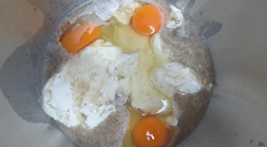 Творожный пирог с клубникой: шаг 6