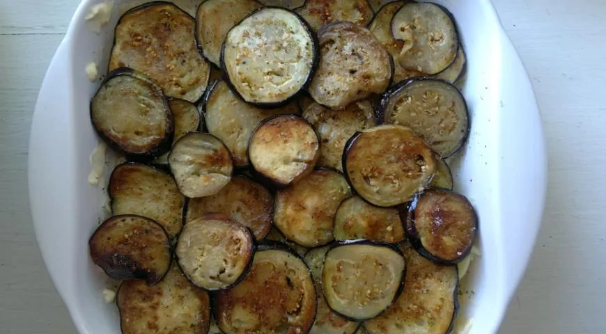 Запеканка из баклажанов и молодого картофеля: шаг 6