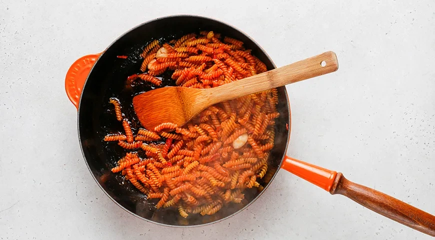 Жареные макароны: шаг 6