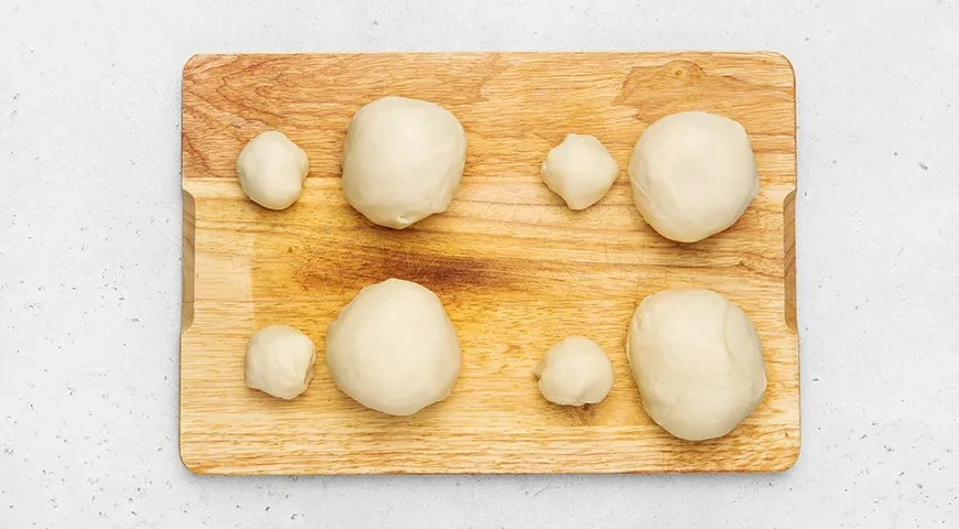 Жаркое в горшочке из теста: шаг 6