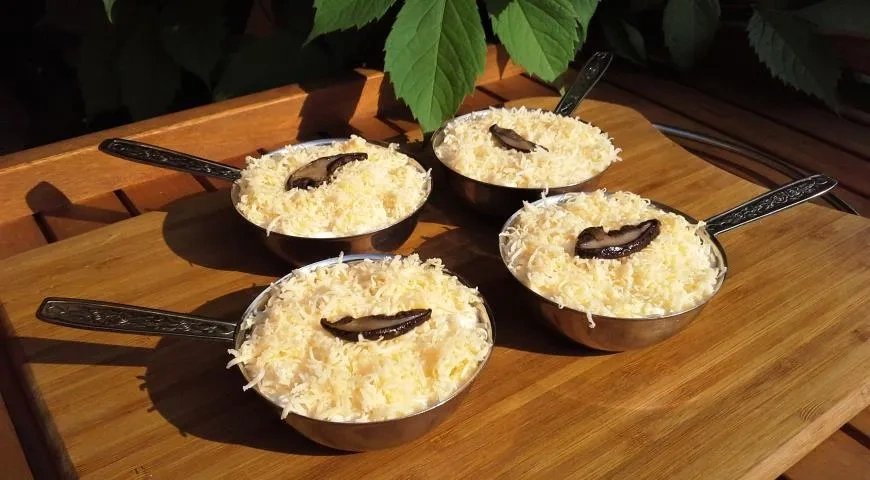 Жульены из белых грибов: шаг 6