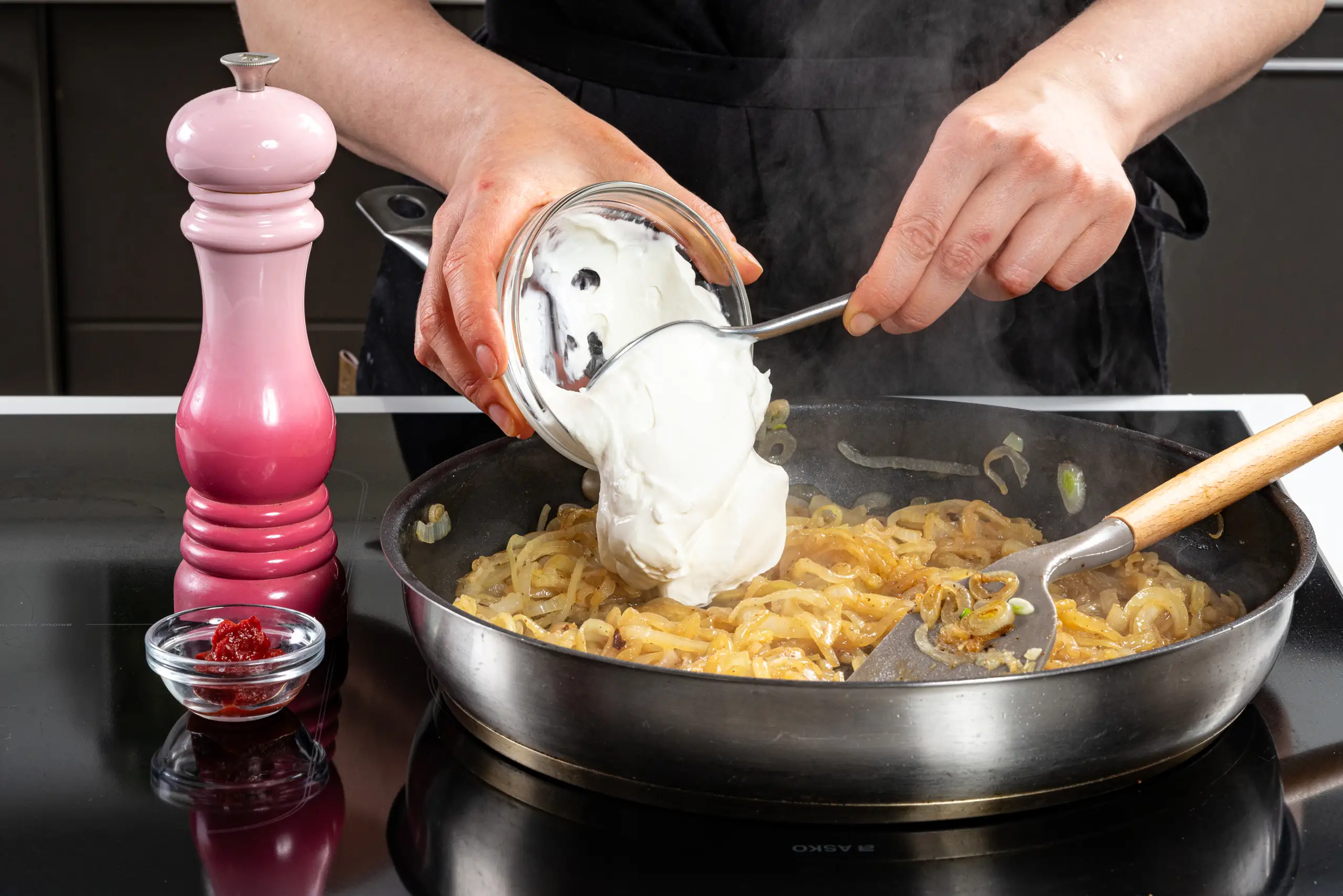 Шаг 7: Бефстроганов из говядины со сметаной