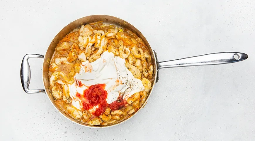 Бефстроганов из индейки в сливочно-томатном соусе: шаг 7