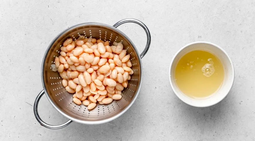 Борщ с тушенкой: шаг 7