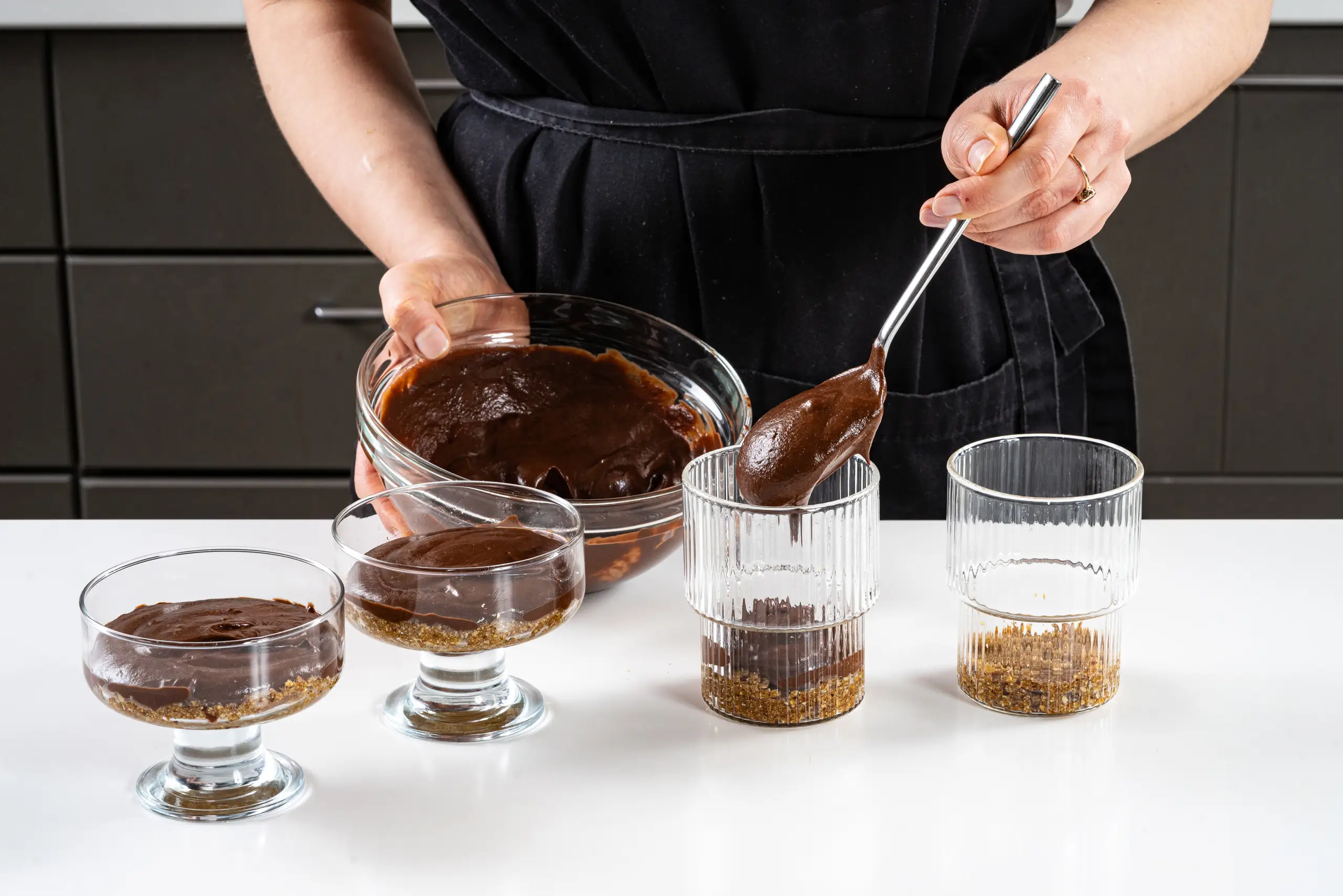 Шаг 7: Десерт из авокадо в стаканчике