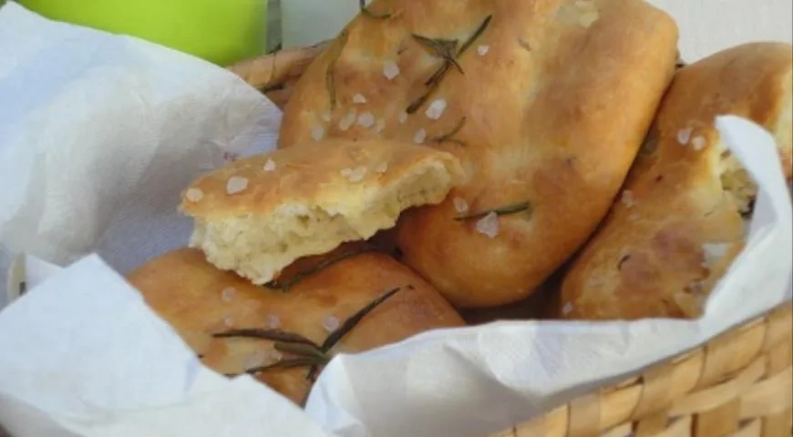 Итальянская фокачча с чесночным маслом: шаг 7