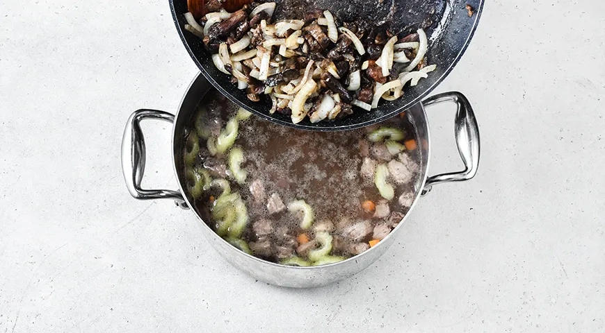 Грибной суп с мясом: шаг 7