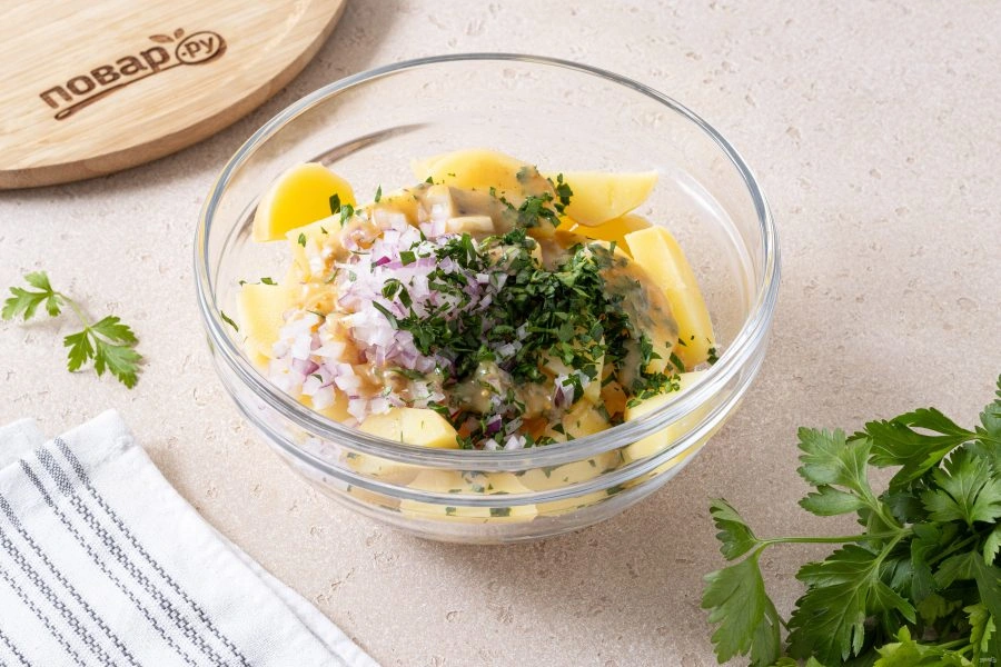 Шаг 7: Картофель ный салат на гарнир