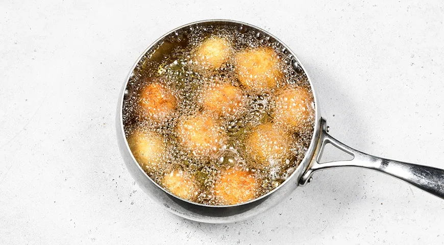 Картофельные шарики из пюре: шаг 7