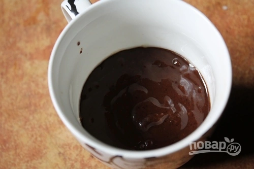 Шаг 7: Кекс в микроволновке без яиц