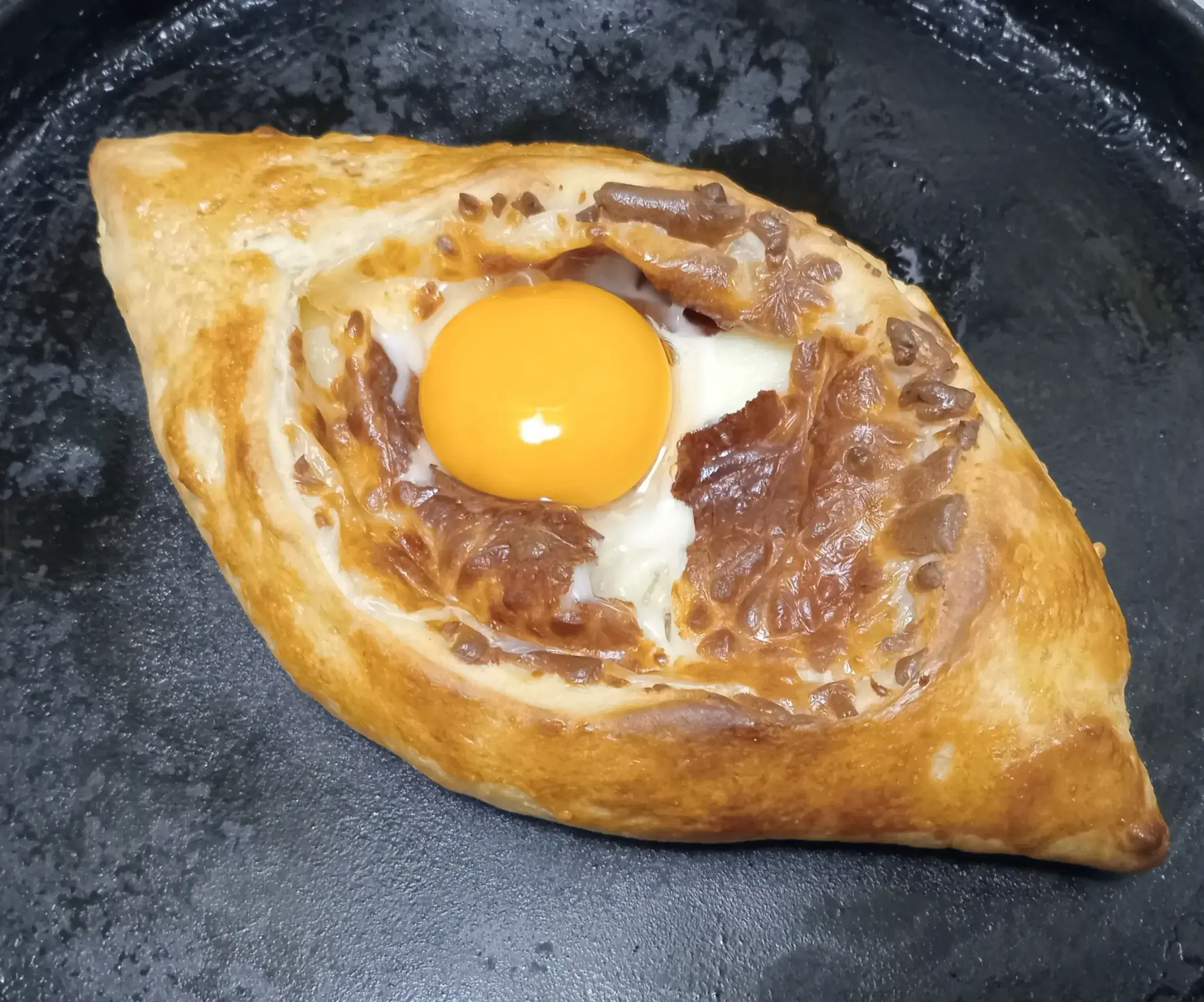 Хачапури по-аджарски: шаг 7