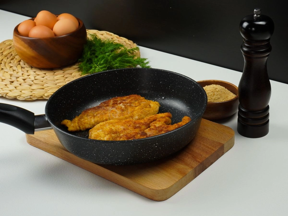 Шаг 7: Классический шницель в панировке