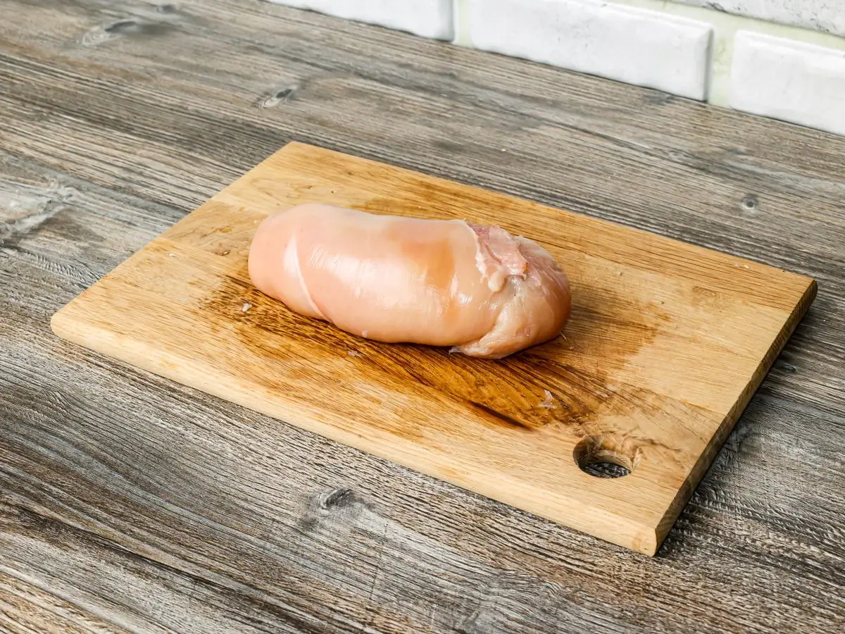 Шаг 7: Котлета по-киевски с грибами