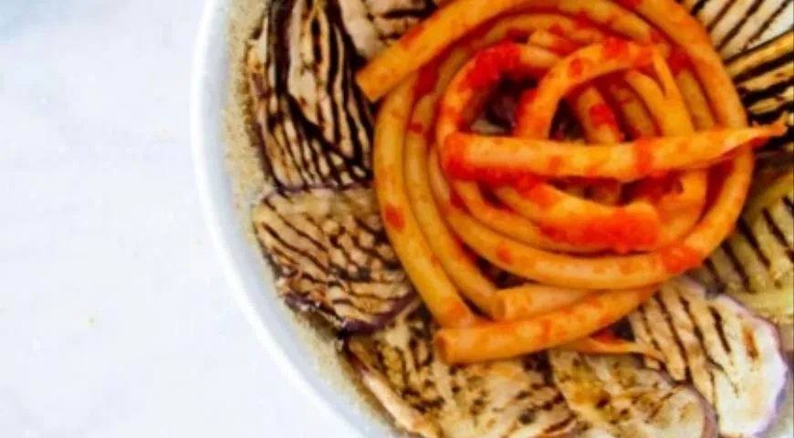 Круглая лазанья из букатини и баклажанов: шаг 7