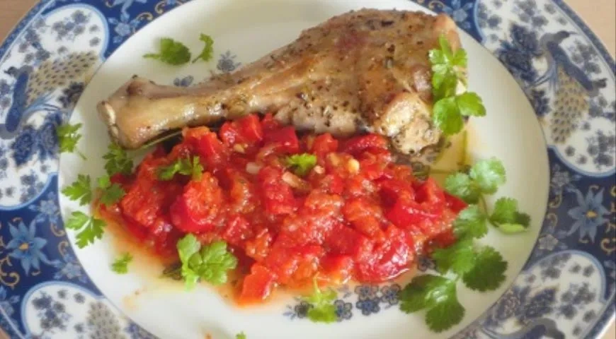 Курица с соусом из помидоров и перца: шаг 7