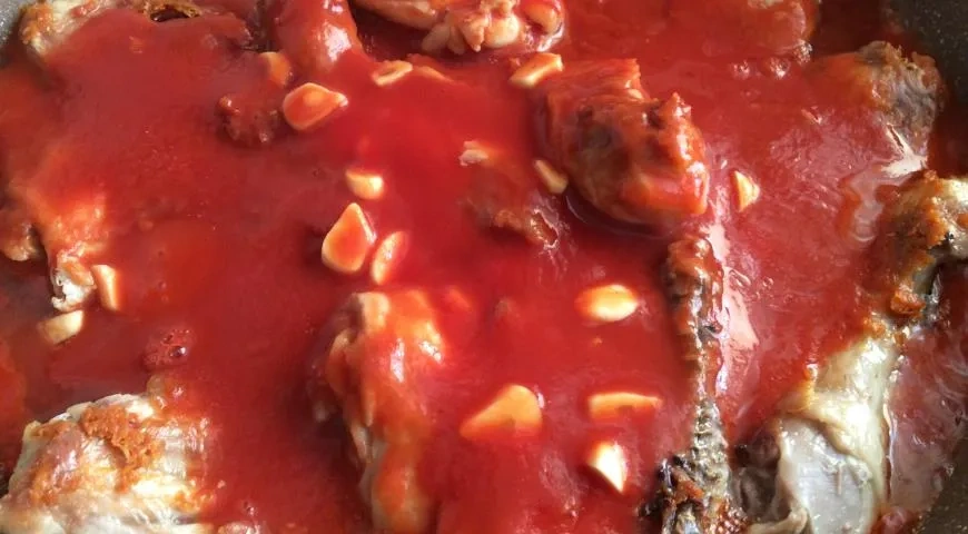 Курица в красном соусе: шаг 7