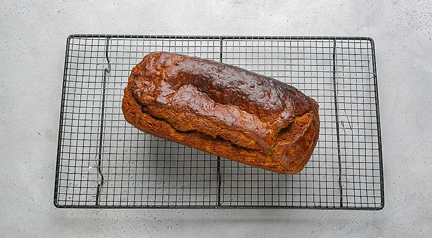 Лимонно-йогуртовый кекс с цукини: шаг 7