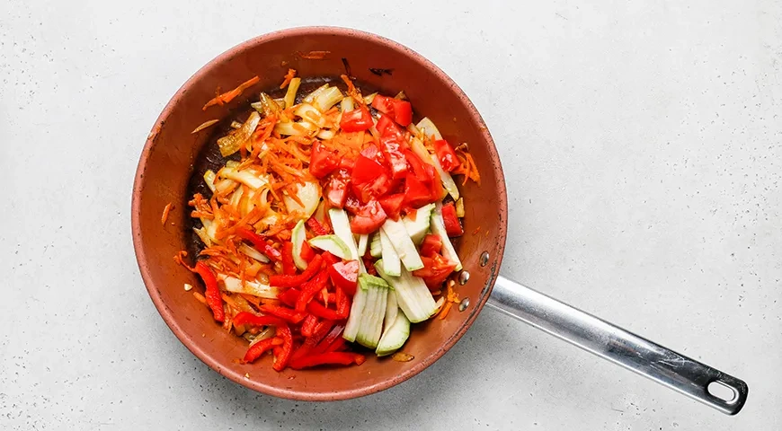 Манты на овощной подушке: шаг 7