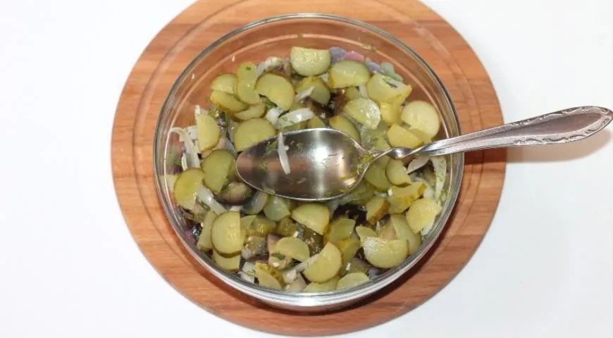 Маринованные овощи с картофелем: шаг 7