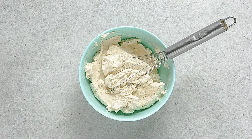 Морковное печенье с кремом и карамелью: шаг 7