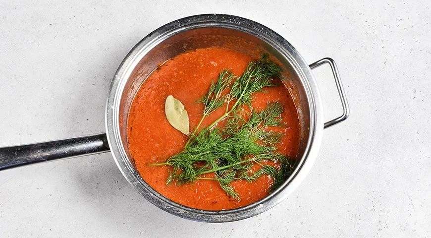 Мясные тефтели в томатном соусе: шаг 7