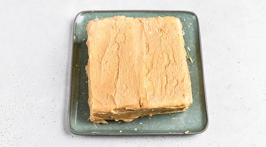 Наполеон с вареной сгущенкой: шаг 7