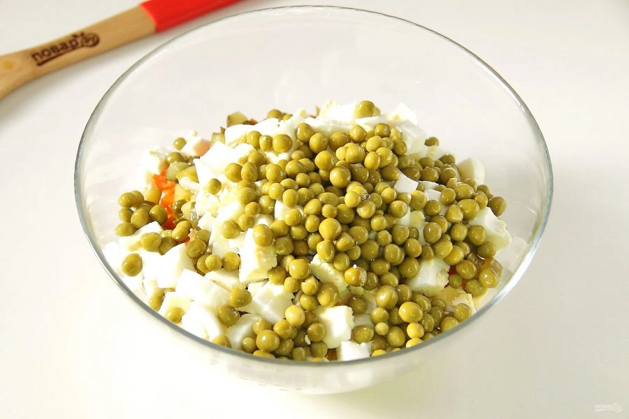 Шаг 7: Оливье с тунцом