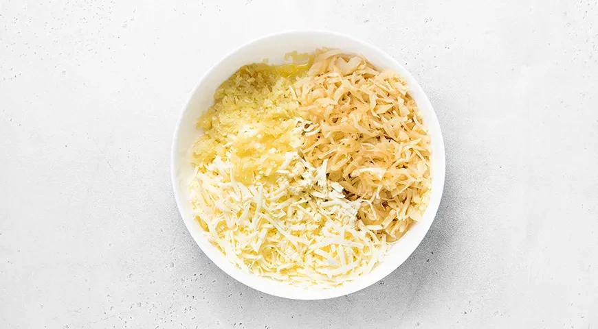 Осетинский пирог с капустой (Кабускаджин): шаг 7