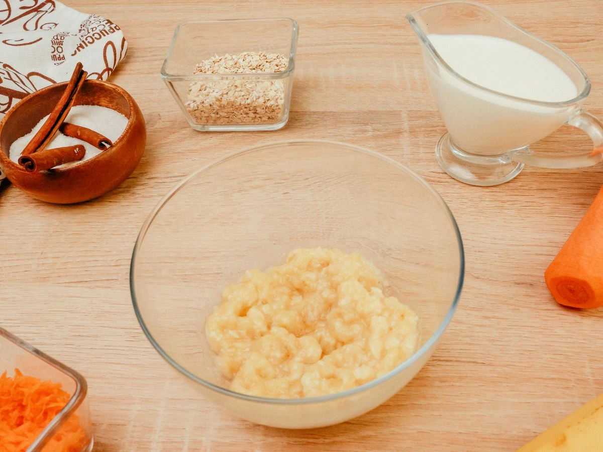 Шаг 7: Овсянка с бананом, корицей и морковью