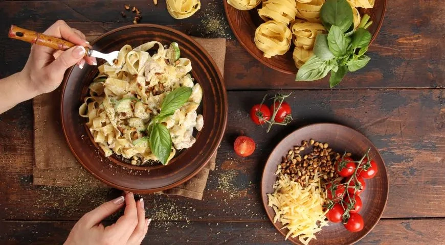 Паста с цукини и орешками: шаг 7