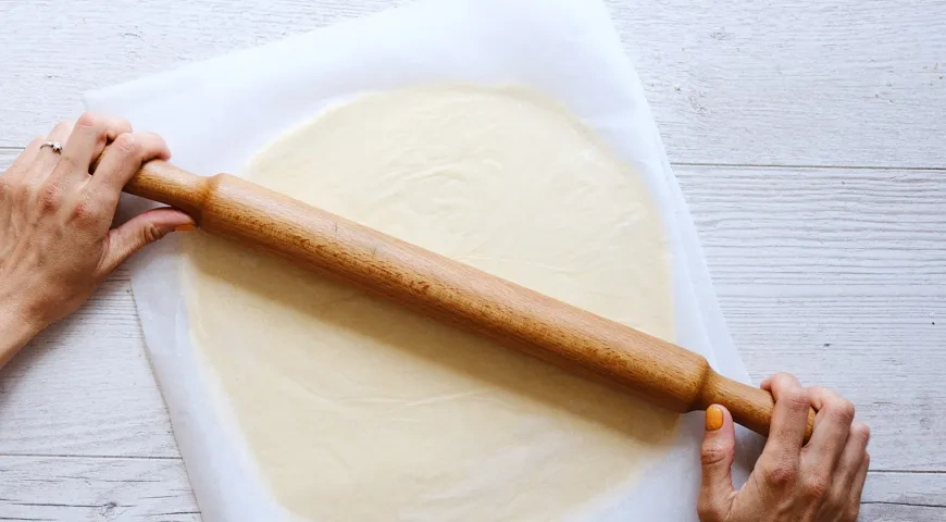 Песочный пирог с черной смородиной: шаг 7