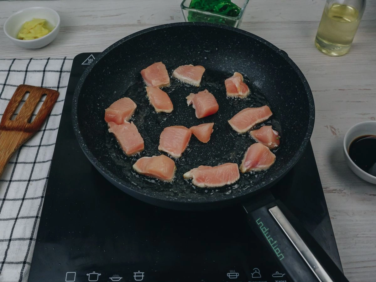 Шаг 7: Поке с курицей терияки