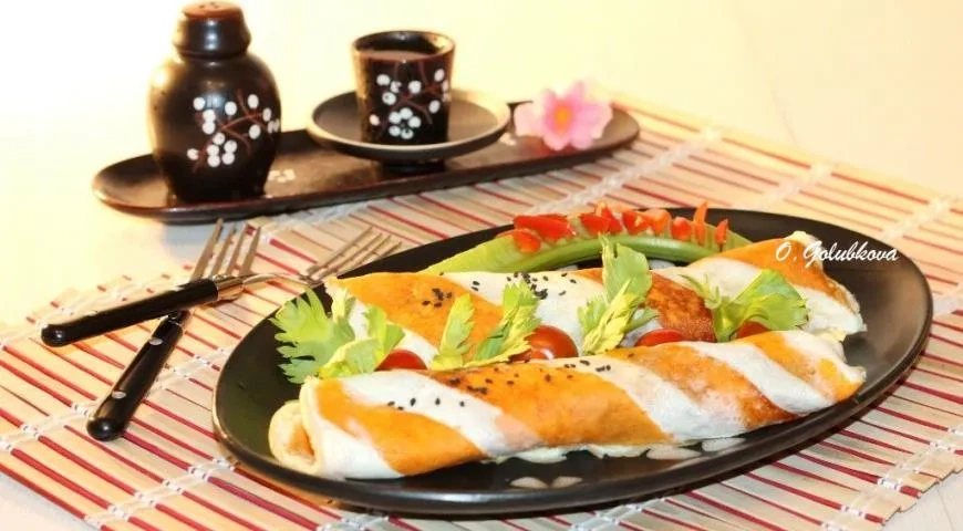 Полосатый омлет с начинкой: шаг 7