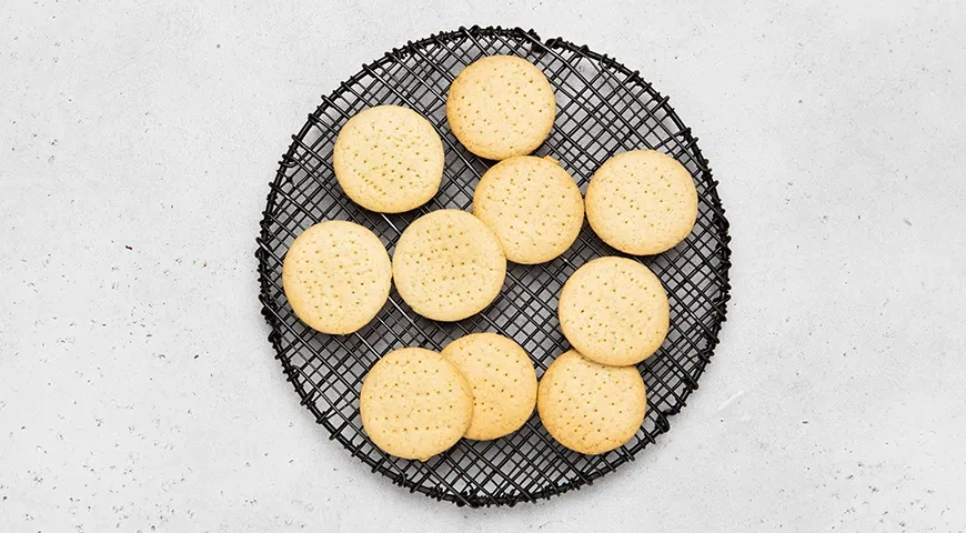 Простое галетное печенье: шаг 7