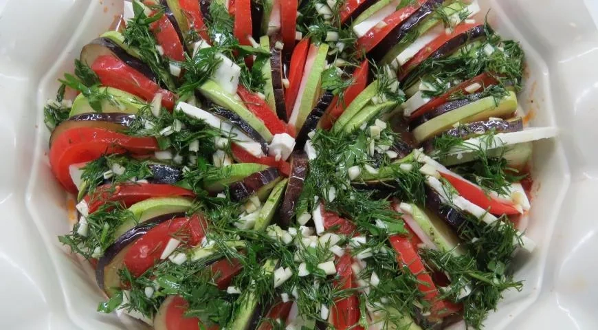 Рататуй с сыром фета: шаг 7