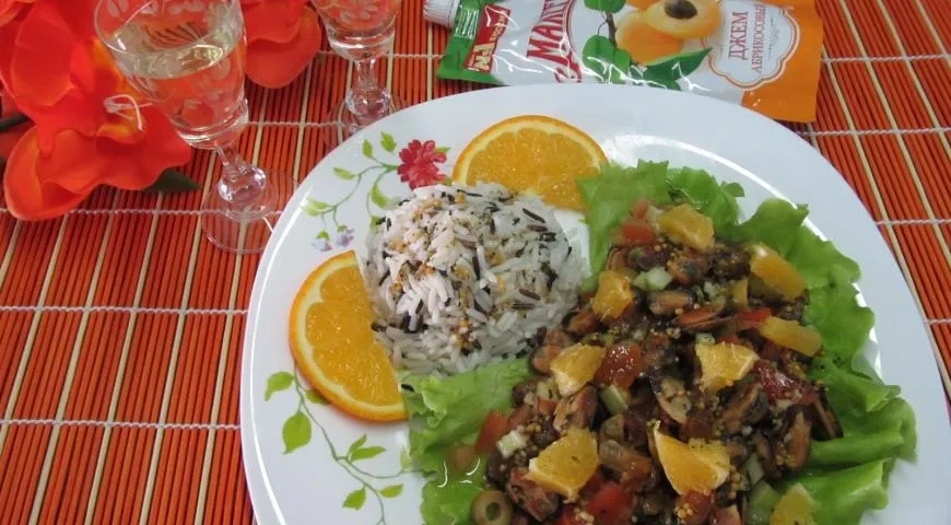 Салат из мидий с джемом Махеевъ к 14 февраля: шаг 7