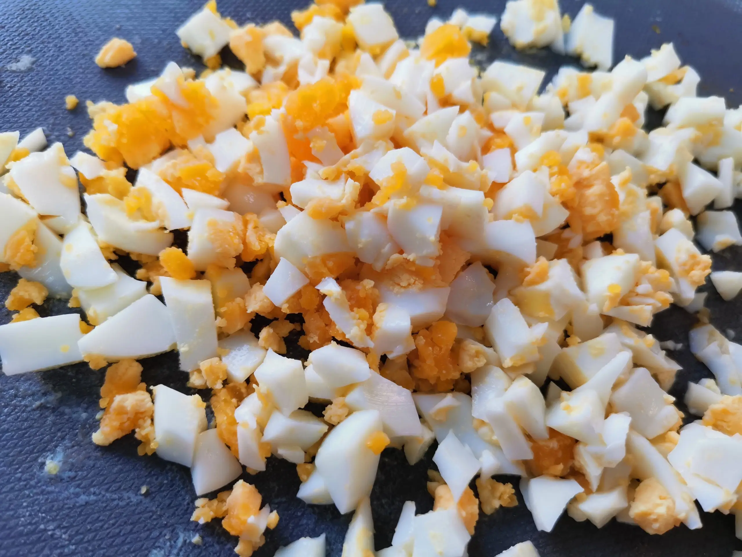 Шаг 7: Салат из пекинской капусты с яйцом