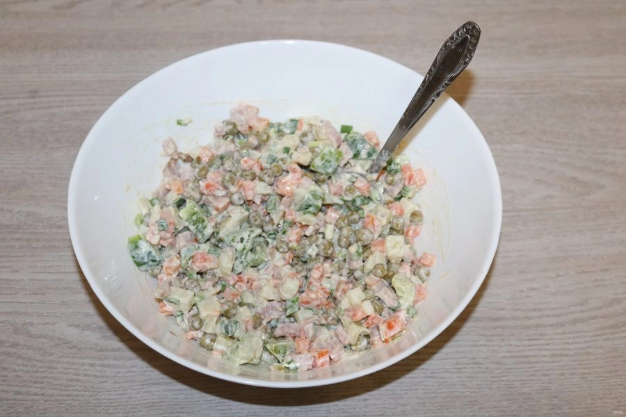 Шаг 7: Салат киевский