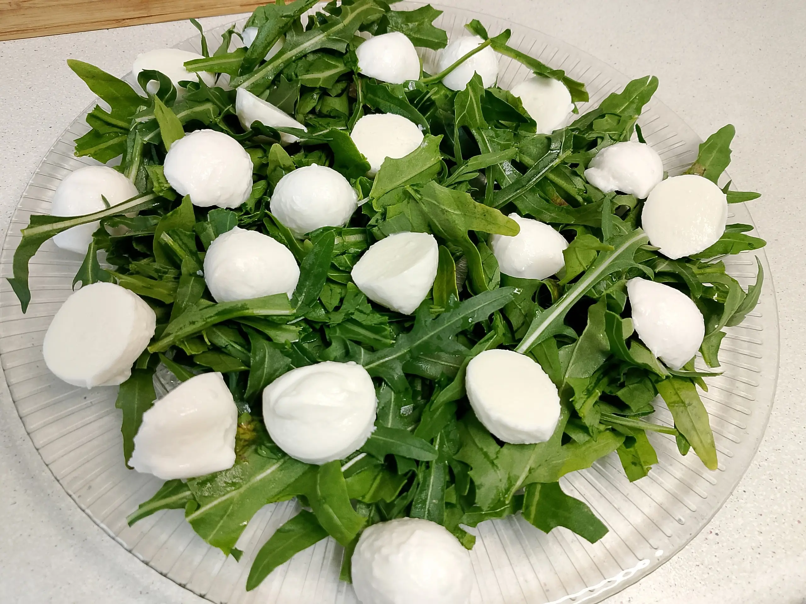 Шаг 7: Салат с креветками