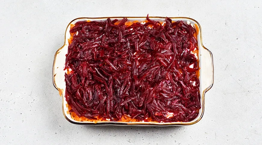 Селедка под шубой постная: шаг 7