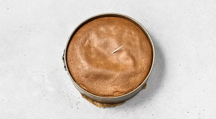 Шарлотка с бананами в духовке: шаг 7